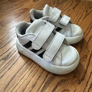 Adidas Bubble Sneakers